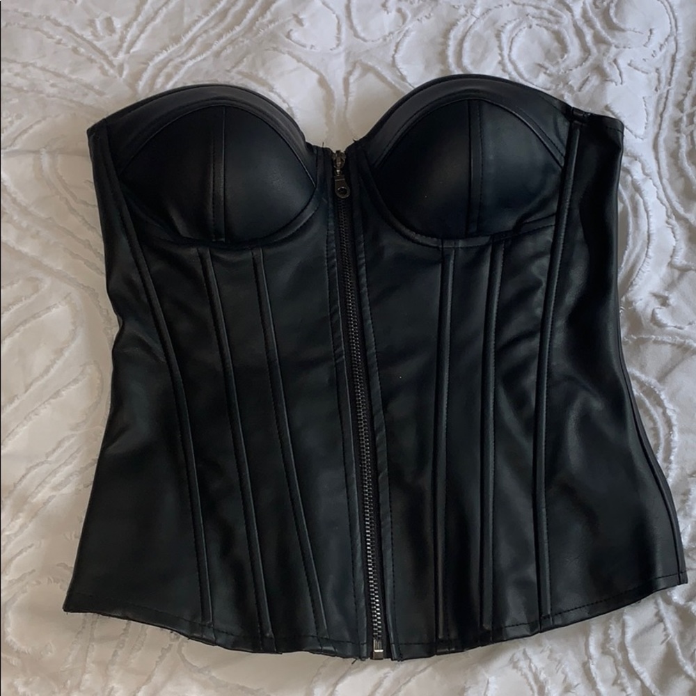 Guess bustier top ♠️